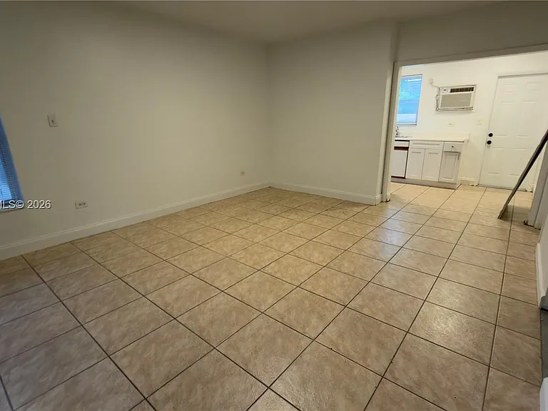 808 84th St #810 — Photo 10