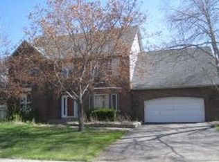 6267 Fallbrook Rd, Eden Prairie, MN 55344