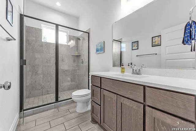 2488 Waterfront Park Dr — Photo 49