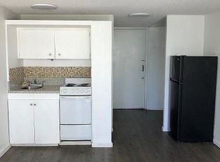 441 Lewers St APT 405, Honolulu, HI 96815