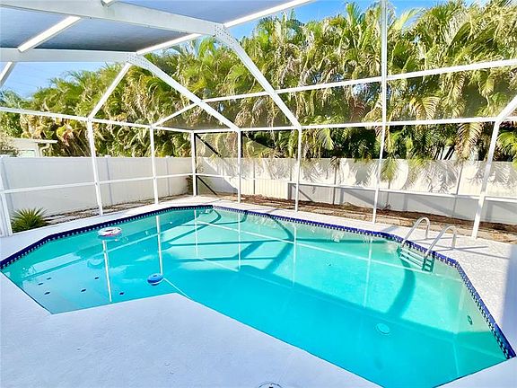 4th image of 2544 Countryside Pines Dr