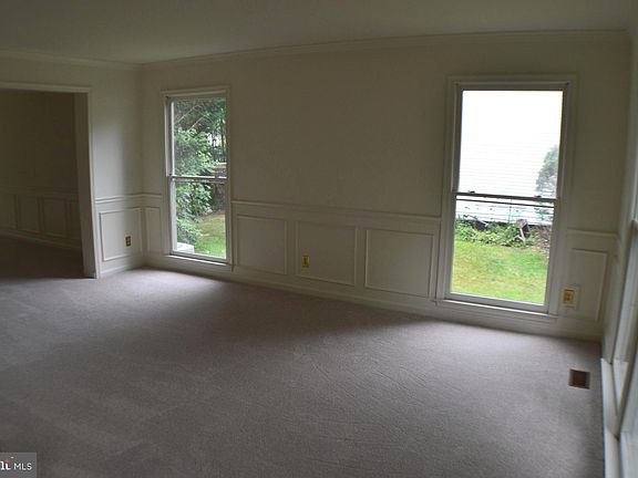 4th image of 14349 Jacob Ln