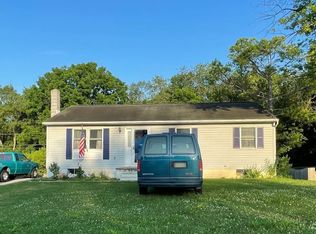 2251 Springfield Dr, Chambersburg, PA