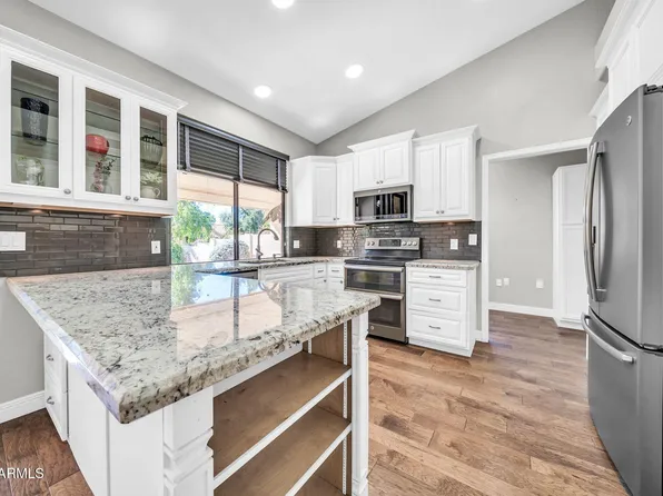 9551 W Sierra Pinta Drive, Peoria, AZ 85382