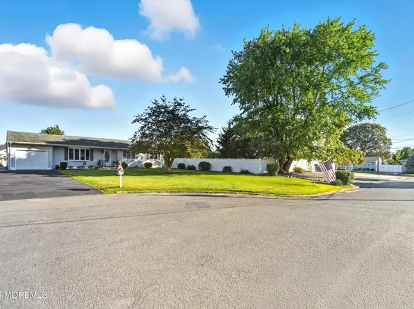 307 Windjammer Court, Forked River, NJ 08731