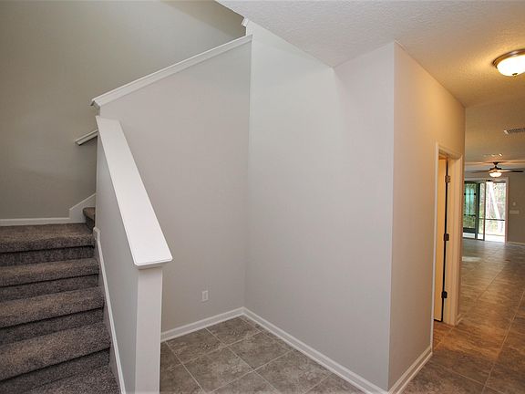 2nd image of 87 Elk Grove Ln