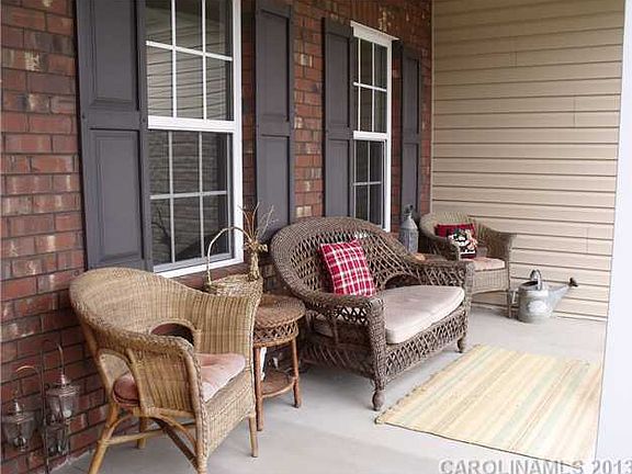 3rd image of 107 Dupree Ln