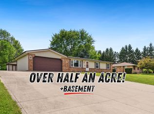 2619 E Robby Dr, Warsaw, IN 46580