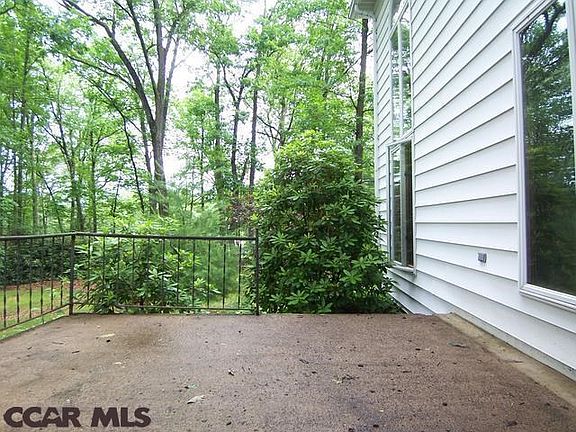 5th image of 2095 N Oak Ln