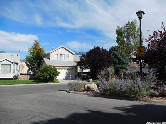 2nd image of 3277 S Water Lily Dr