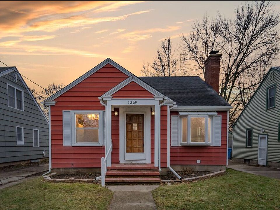 1st image of 1209 Loraine Ave