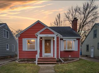 1209 Loraine Ave, Lansing, MI 48910