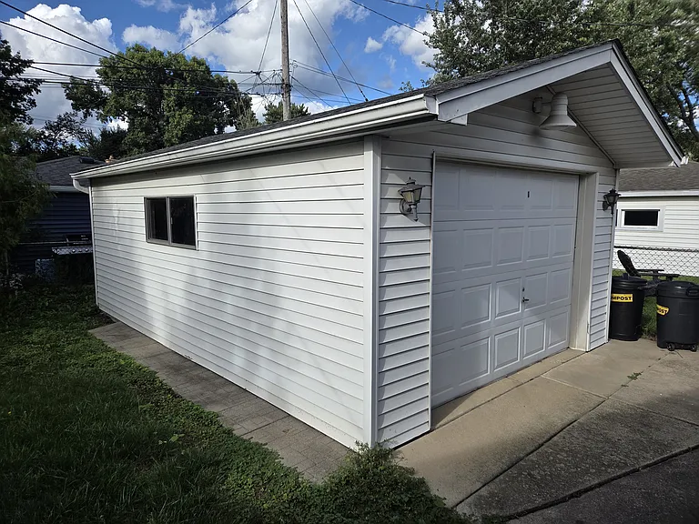 21217 Crane Ct — Photo 10