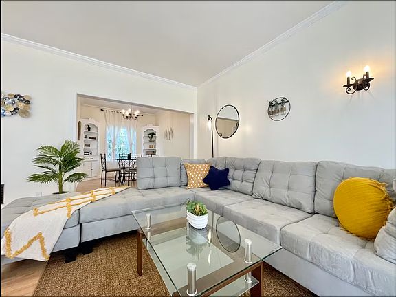 4th image of 423 Ocean Ave #4