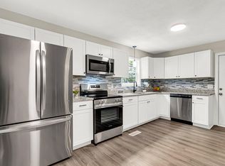 104 Lancer Dr, Summerville, SC 29485