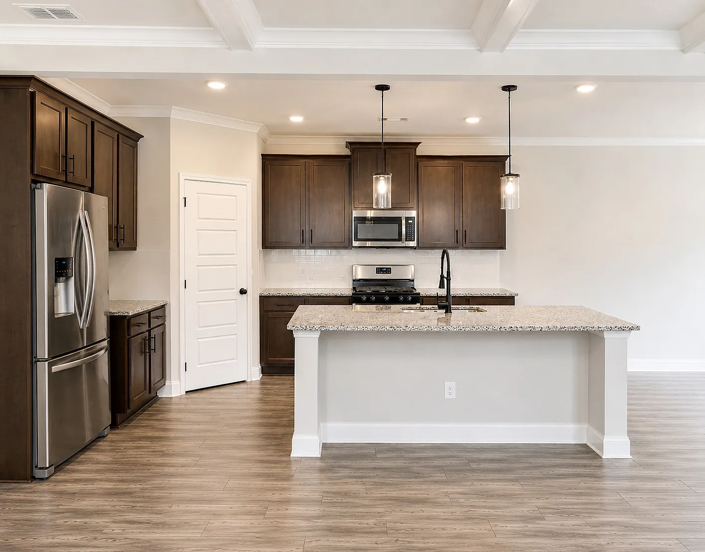 4 bed, 2652 sqft, $2,600 — Photo 4