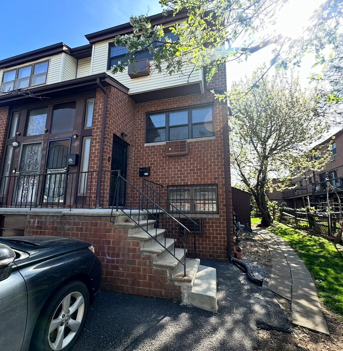 1 bed, $2,300 — Photo 1