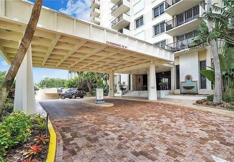 1900 S Ocean Blvd #9R — Photo 21