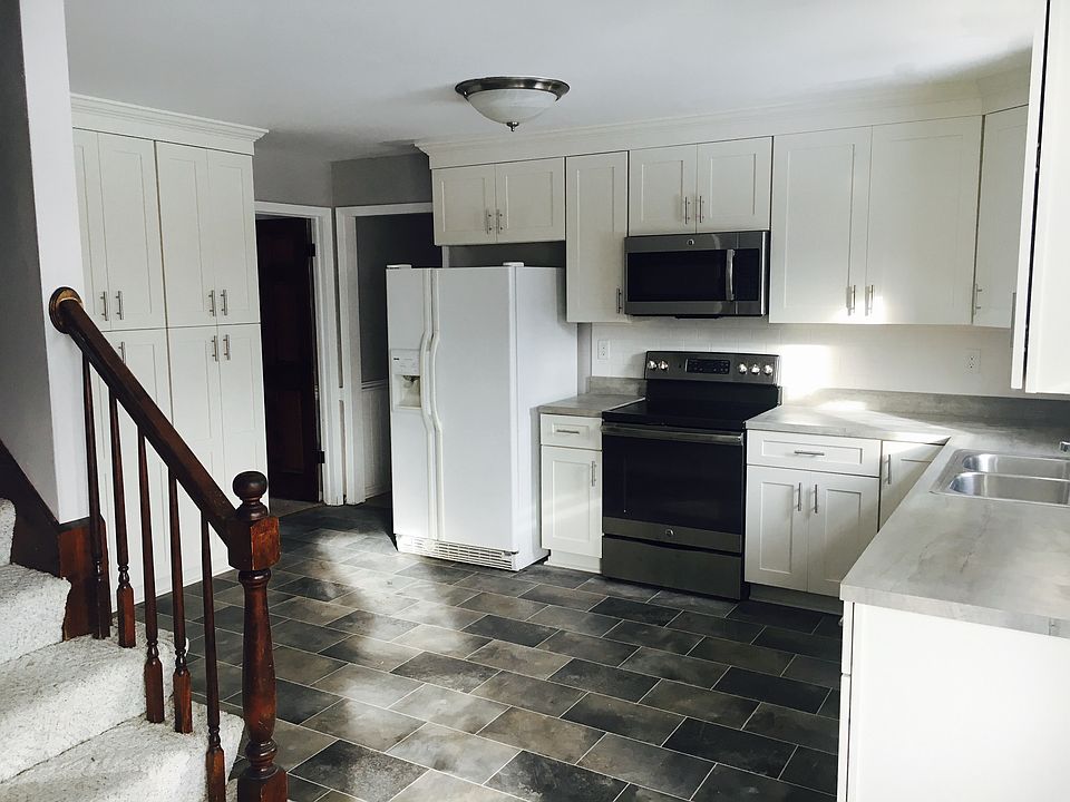 1st image of 1036 Weeping Willow Dr