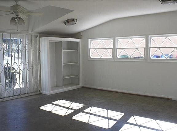5th image of 4907 Topanga Canyon Blvd