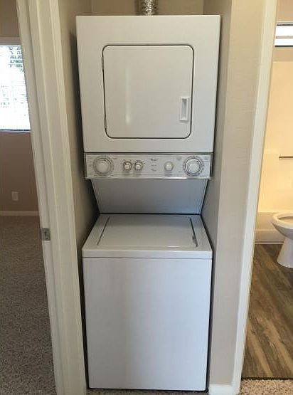 1st image of 4227 Iowa St #5