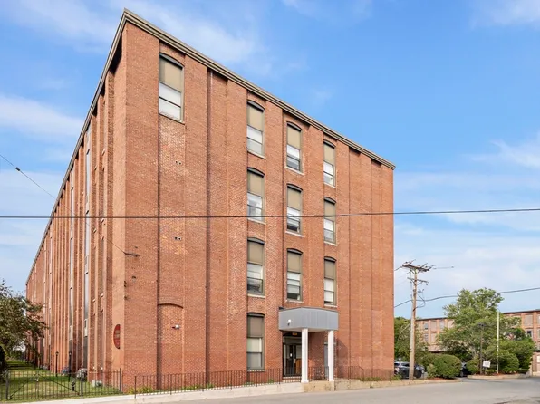 34 Newhall St APT 412, Lowell, MA 01852