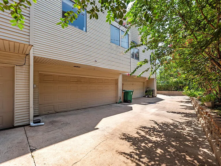 6311 Westcott St — Photo 24