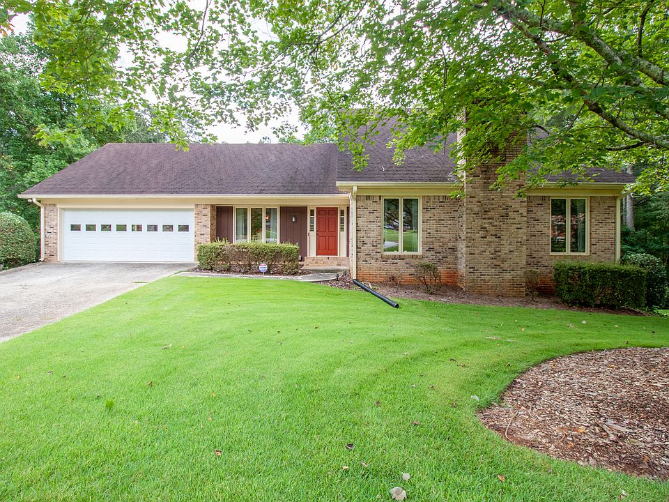 1st image of 3798 Cotswold Dr