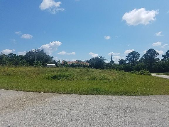 4th image of 180 SW West Danville Circle