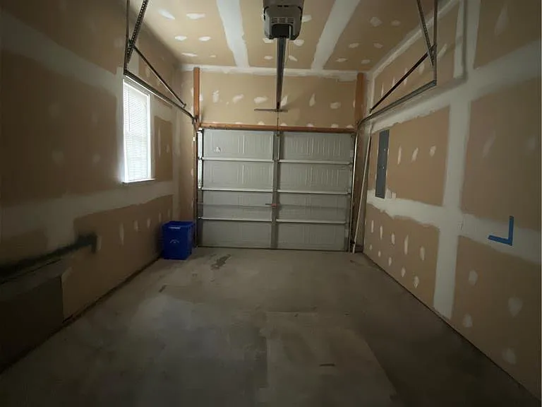 336 Park Pl — Photo 14