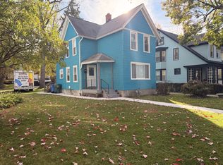 105 Brooks Ave, Rochester, NY 14619