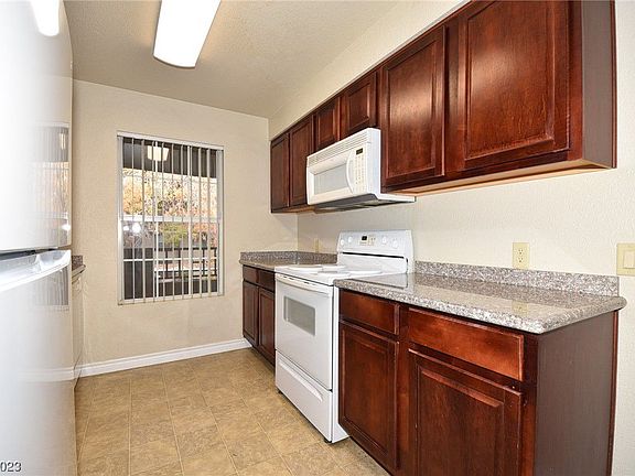 5th image of 2606 S Durango Dr APT 257