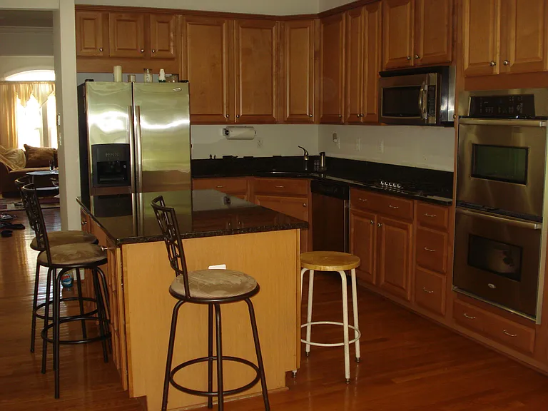 1737 Chiswick Ct — Photo 13