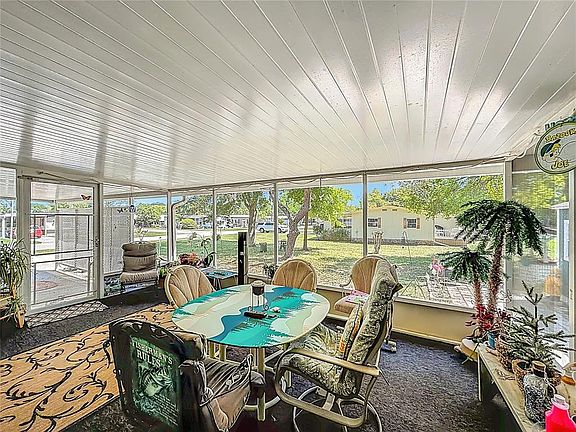 3rd image of 2523 KAREN DRIVE
