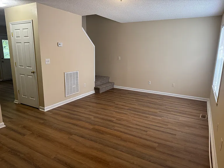 4204 Kaplan Dr — Photo 16