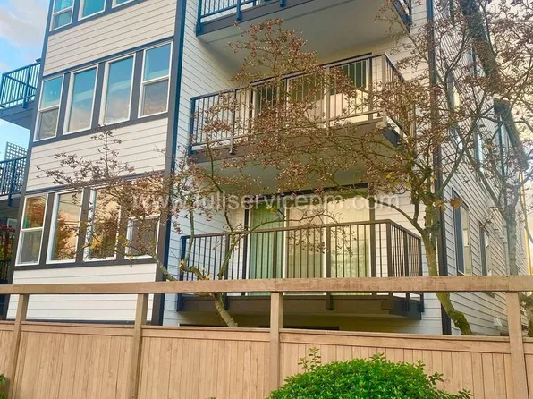 2413 NW 59th St APT 402E, Seattle, WA 98107