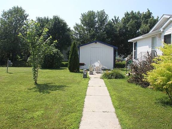 2nd image of 13 Shannon Dr #113