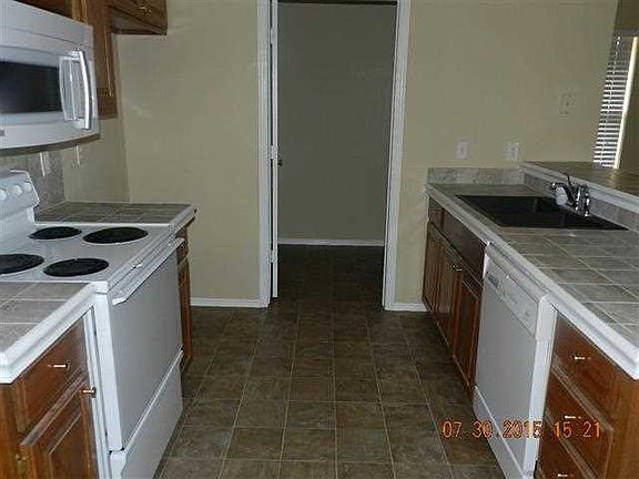 2nd image of 3817 Southwind Ave