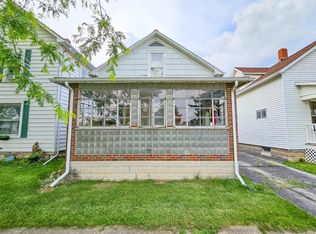 1108 Moore St, Fremont, OH 43420