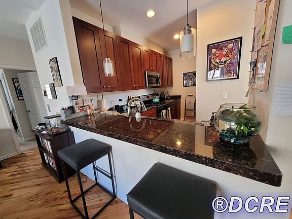 5th image of 2054 W Chase Ave APT 3R
