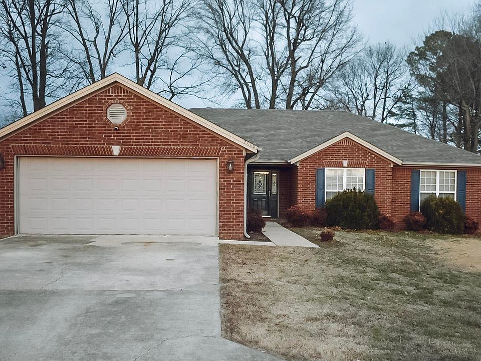 1st image of 2660 Clayburne Dr