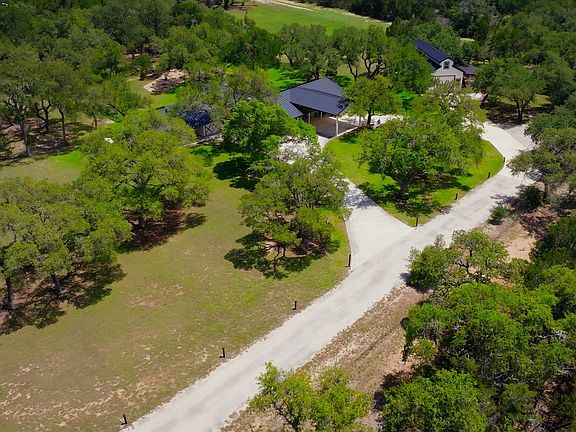 2nd image of 10229 Oliver Dr