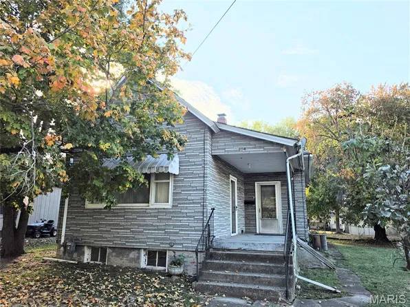 634 Anna St, Hillsboro, IL 62049