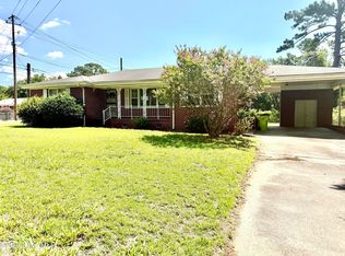 1702 Clark Ave, New Bern, NC 28560