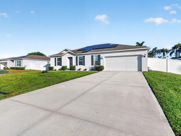 2615 SW HAREM Circle, Port St Lucie, FL 34953
