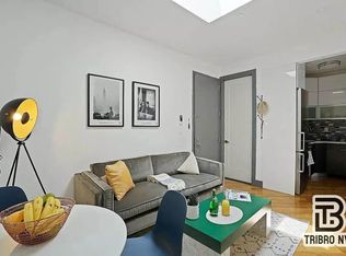 378 S 3rd St #4R, Brooklyn, NY 11211