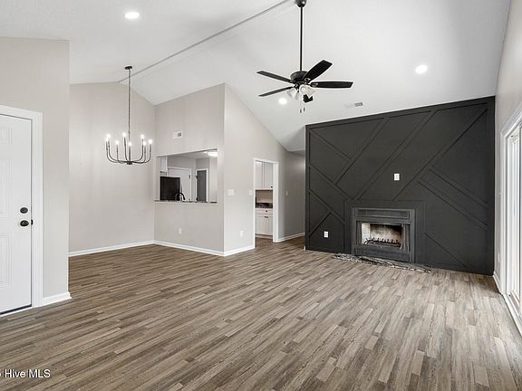 5th image of 206 Pollard Dr