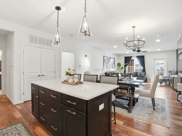 15 Revolution Way #2205, Canton, MA 02021