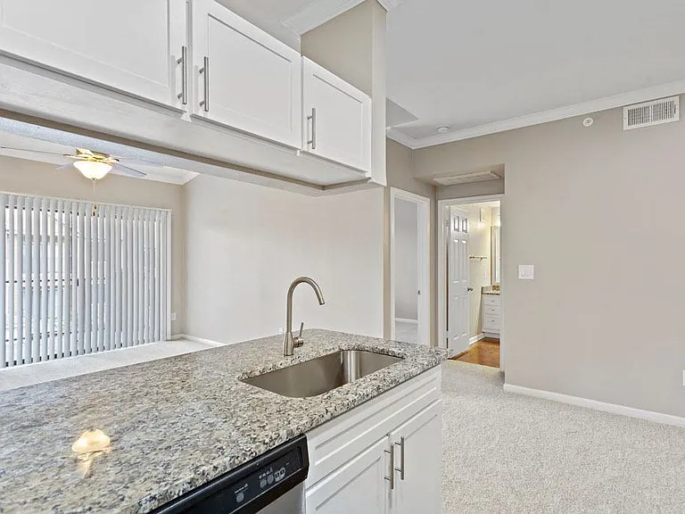 Ventana Oaks Apartments — Photo 61
