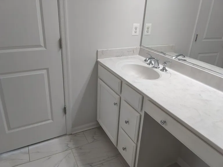 8129 Wistar Creek Mews #B — Photo 15